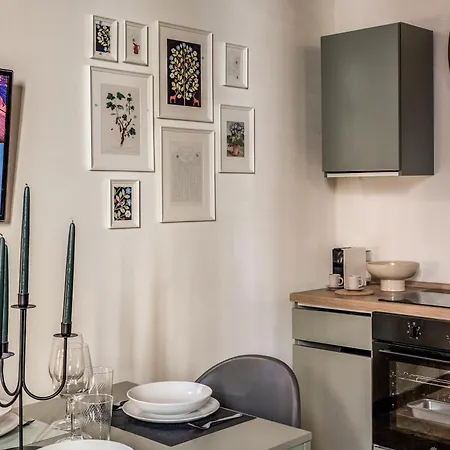 Montevecchio6 Navona Apartment